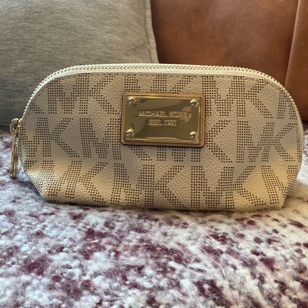 Michael Kors Makeup Bag